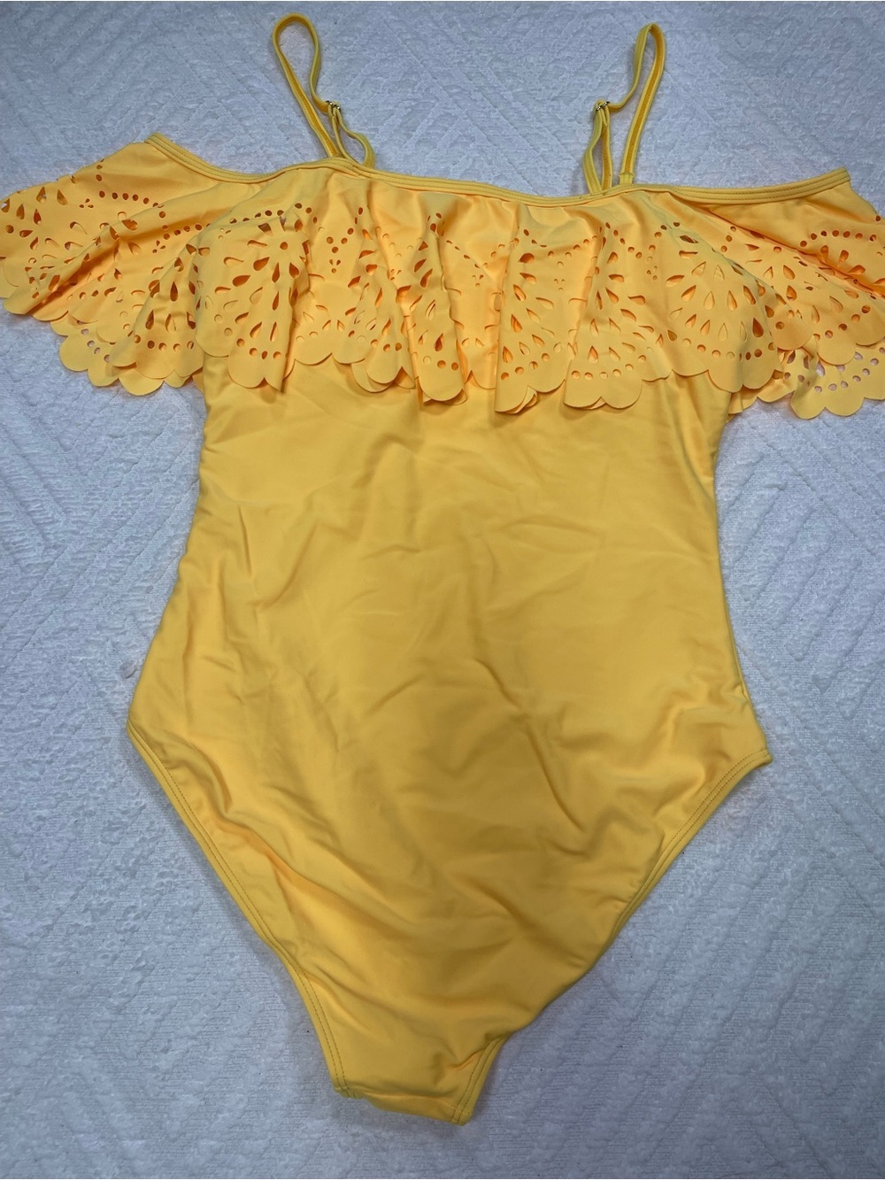 Holipick Yellow Off-the-Shoulder One-Piece Swimsuit with Eyelet Ruffle Size L - Picture 5 of 15